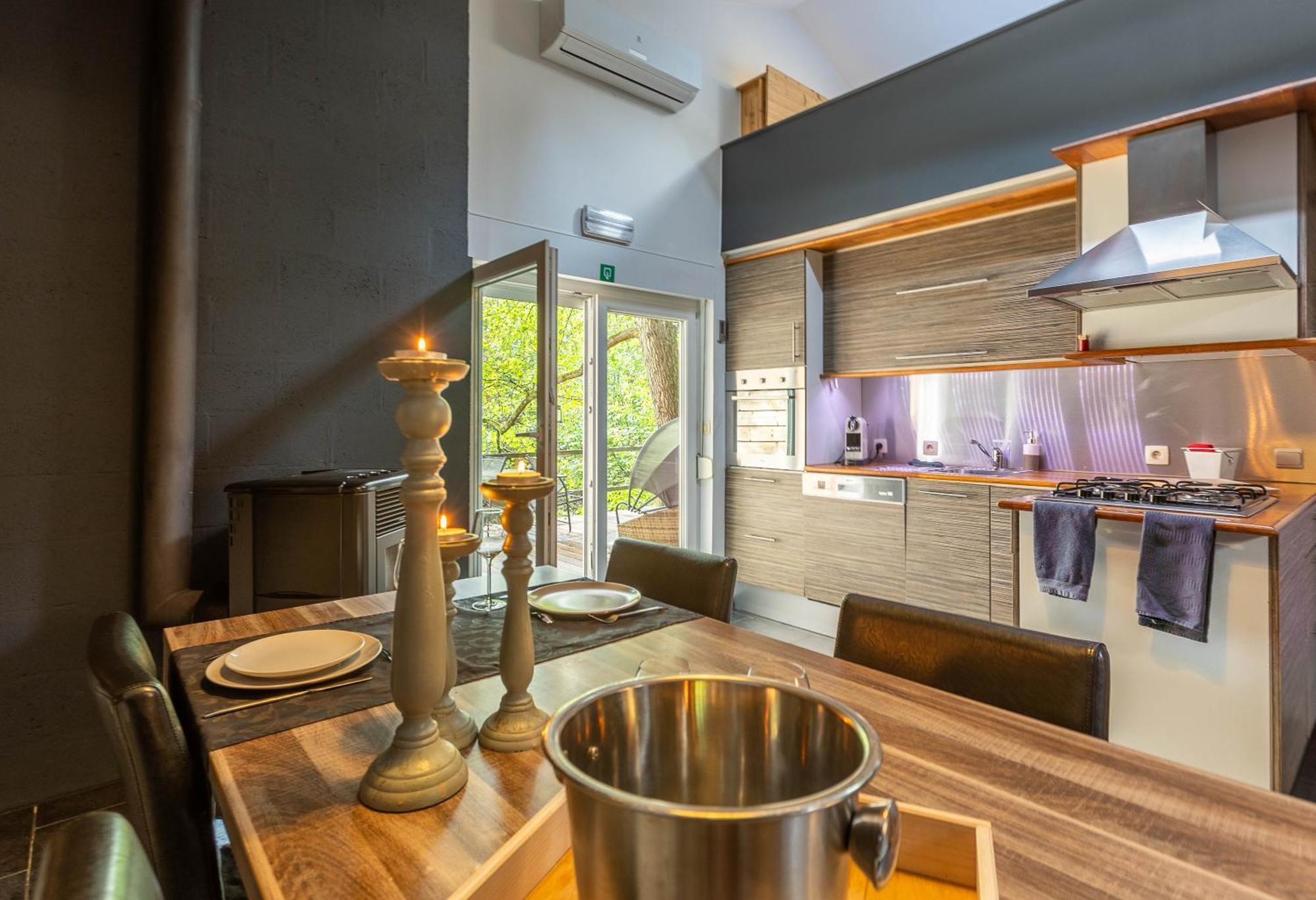 Le Lov'T - Suite Avec Jacuzzi Spontin Εξωτερικό φωτογραφία